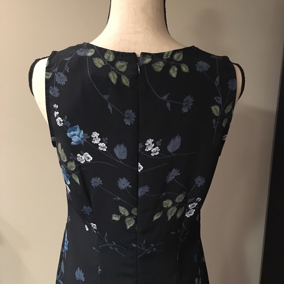 Navy Floral Dress - Picture 5 of 8
